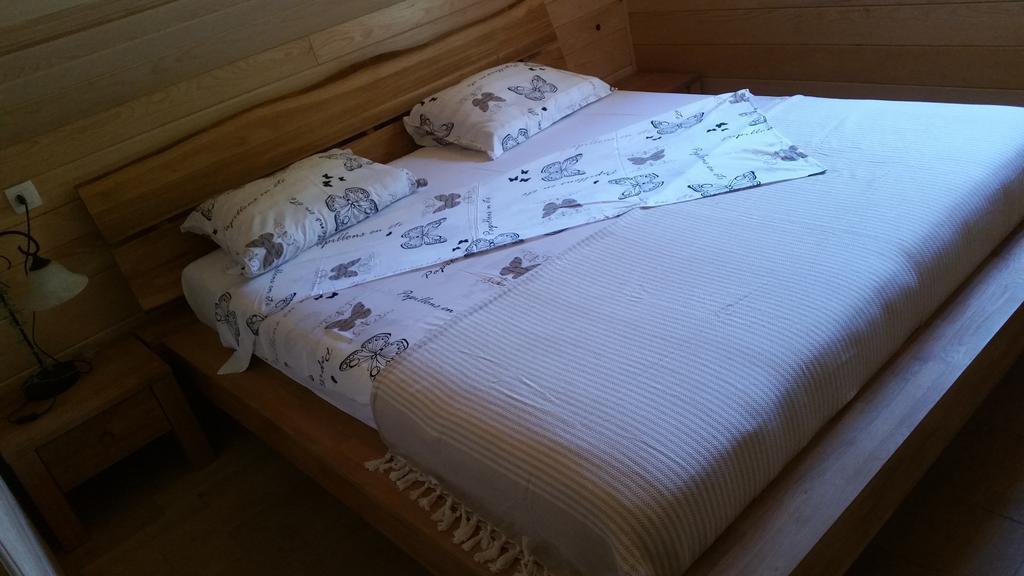 Vodenica Vrelo Chalets Vrelo Koreničko 外观 照片